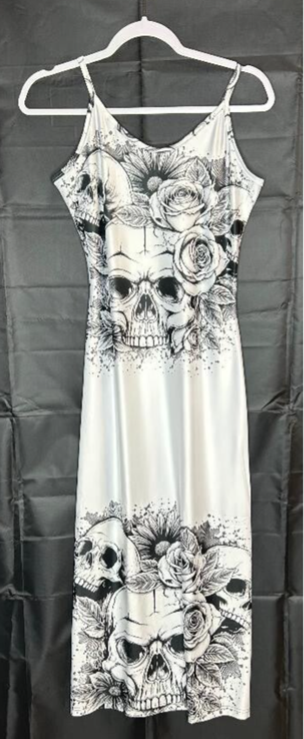 Skull and Rose Print Sleeveless Dress