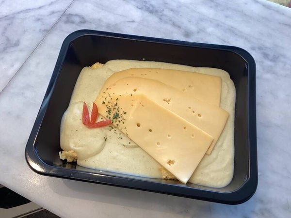 Stovers met roereitje en flandrienkaas