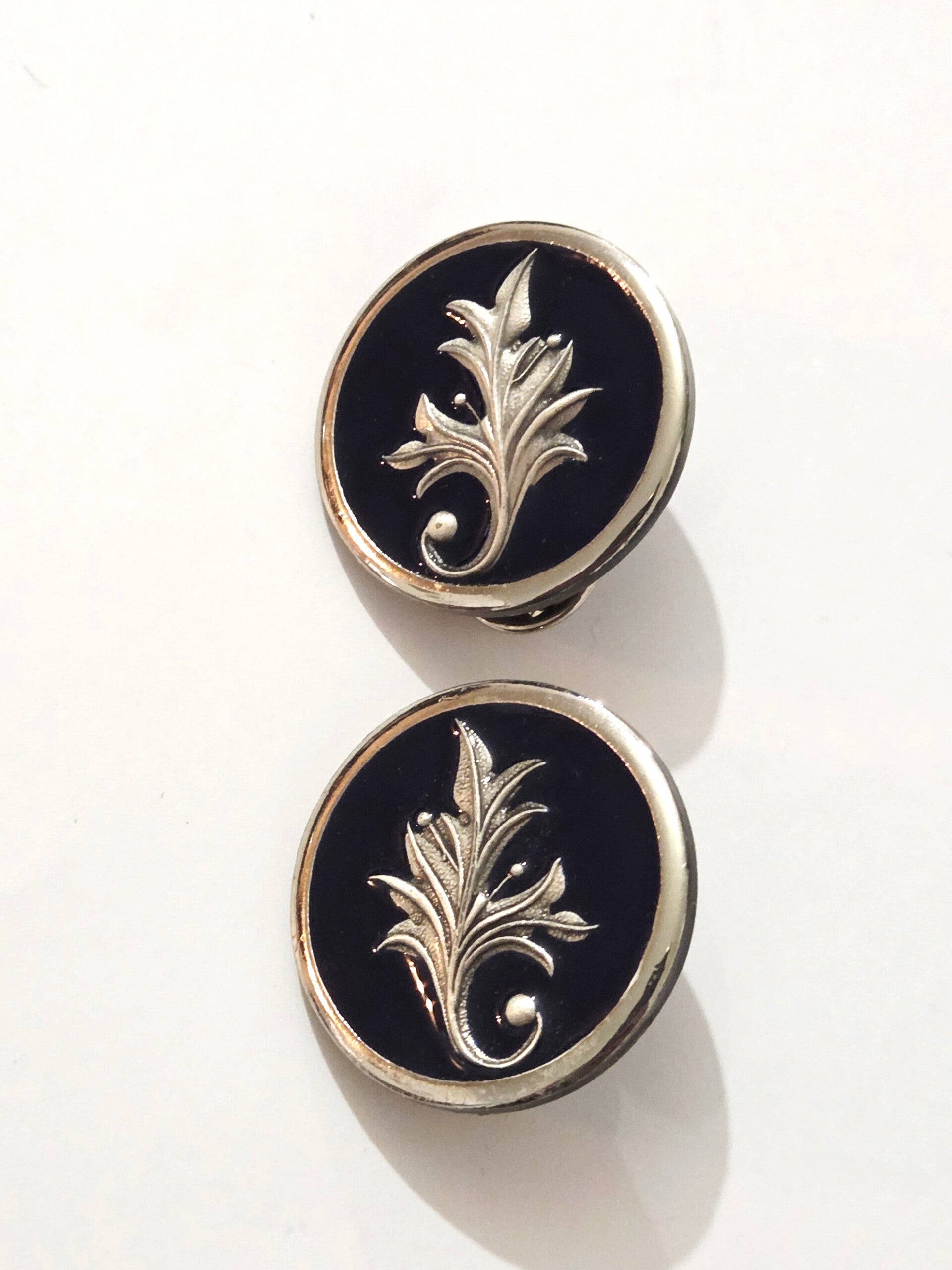 Insigne de col: des Commissaire de l'Armée de terre.