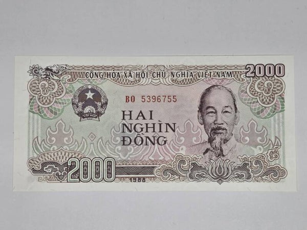 Bankbiljet: 2000 Đồng.