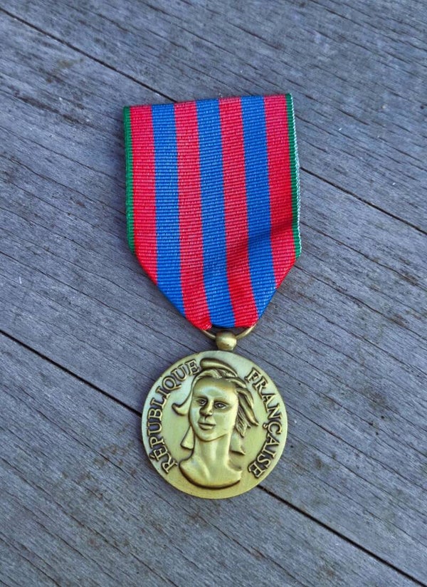 Médaille Commémorative Française.