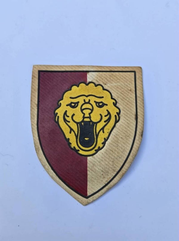 16e Pantserdivisie embleem.
