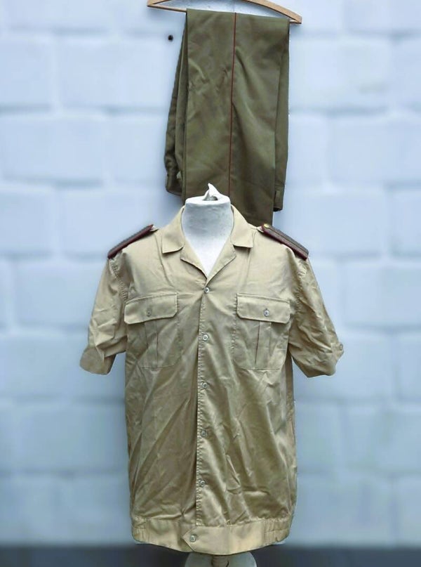 Sovjet outfit.