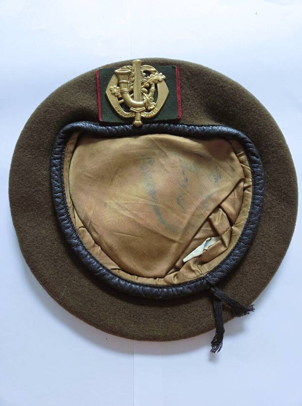 KL baret Limburgse Jagers.