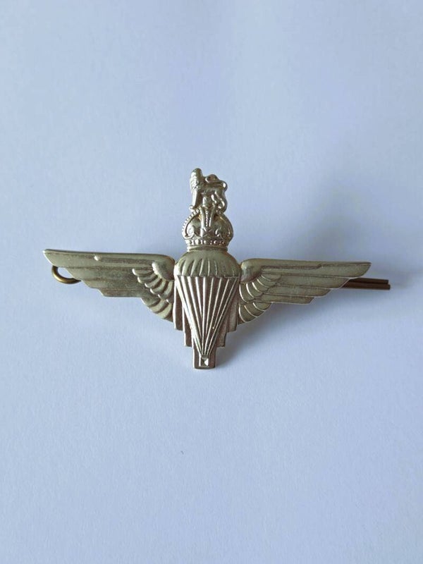 Baretgesp van het Parachute Regiment.