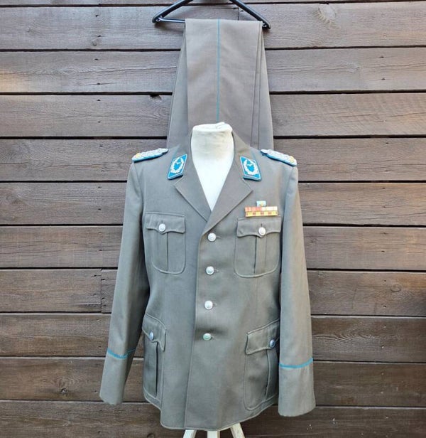 NVA Luftstreitkräfte uniform.