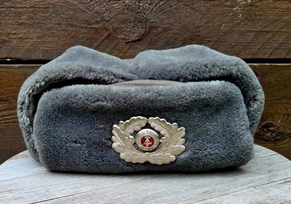 DDR/NVA wintermuts.