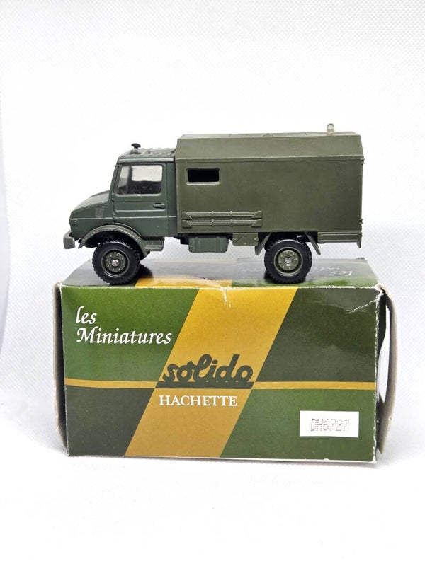 Solido: Mercedes Unimog.