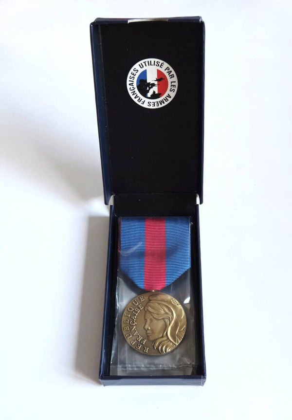 Médaille des services militaires volontaires.
