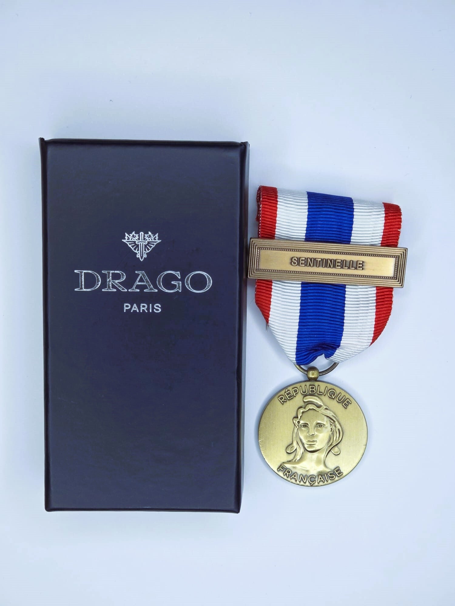 Médaille de la Protection Militaire du Territoire.