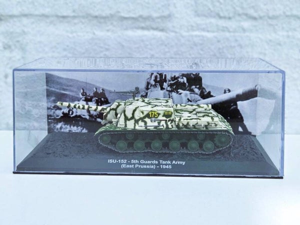 ISU-152.