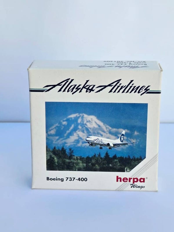Boeing 737-400 Alaska Airlines.