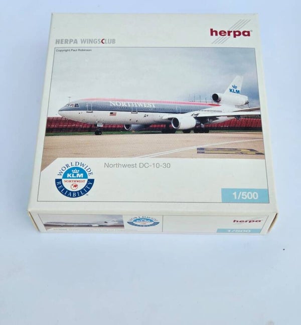 McDonnell Douglas DC-10-30.