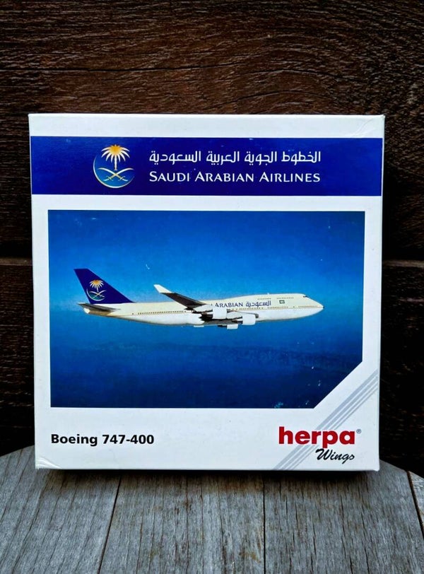 Boeing 747-400 Saudi Arabian Airlines.