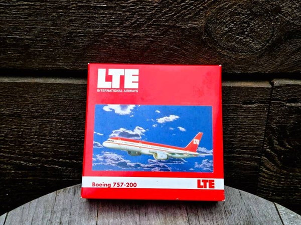Boeing 757-200  LTE International Airways.