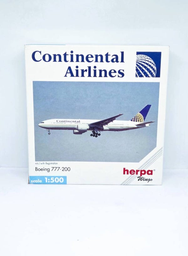 Boeing 777-200 Continental Airlines.