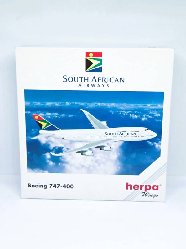 Boeing 747-400  South African Airways.