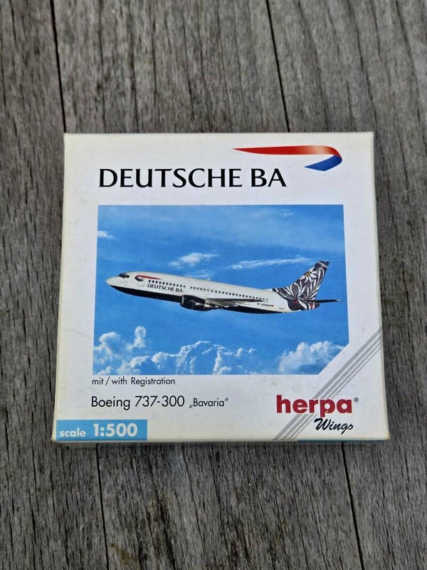Boeing 737-300 Deutsche BA.