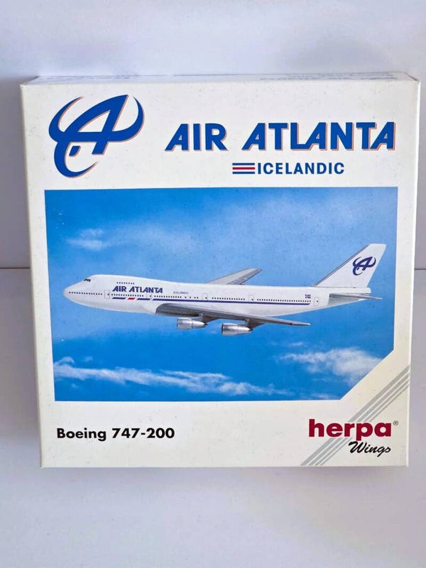 Boeing 747-200.