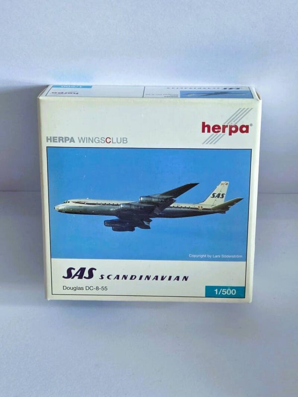 SAS Scandinavian Douglas DC-8-55.