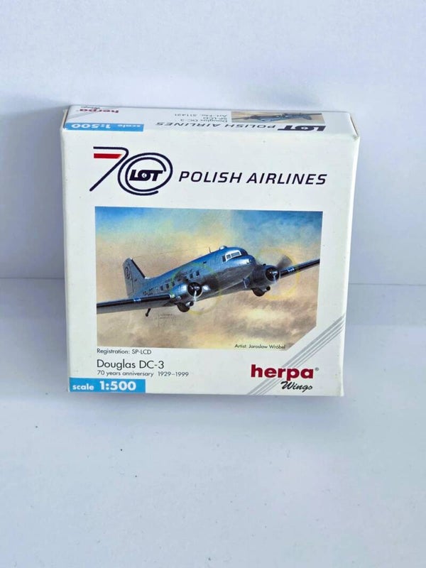 Douglas DC-3 LOT Polish Airlines.