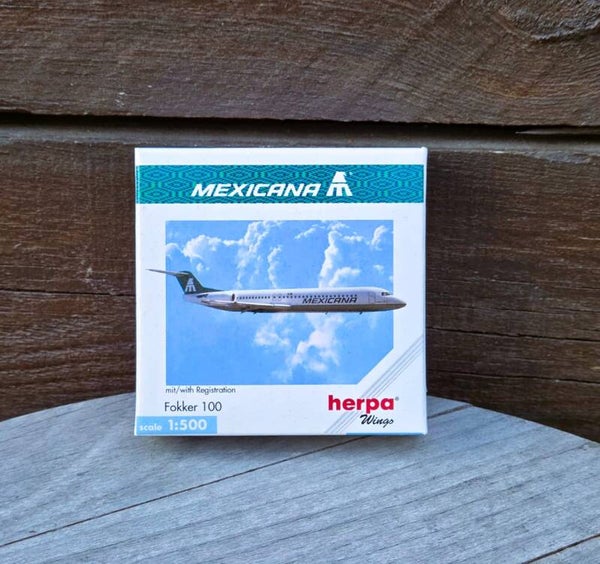 Fokker 100 Mexicana.