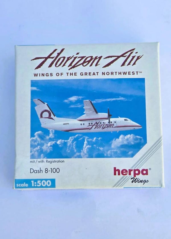 Horizon Air Bombardier Dash 8-100.