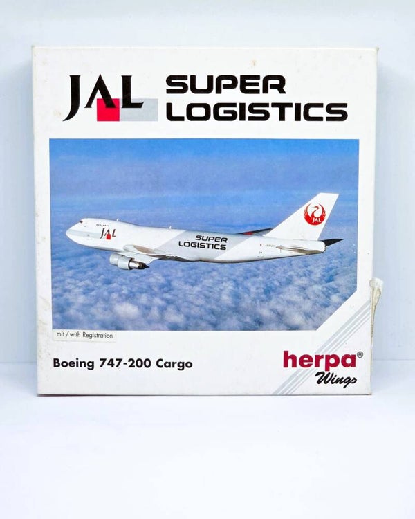 JAL Boeing 747-200F.