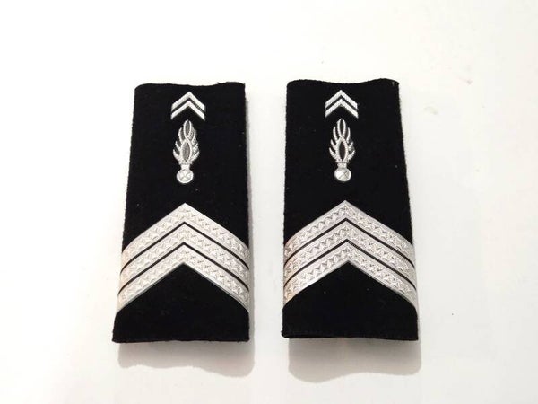 Franse Gendarmerie Départementale schoudergraden.