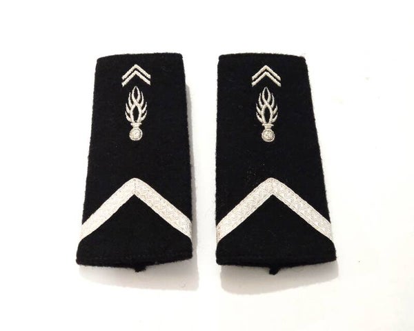 Franse Gendarmerie Départementale schoudergraden.
