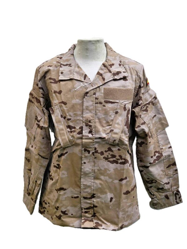 Spaanse M09 Ejercito pixelado camouflage hemd.