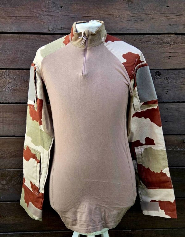 Franse UBAS-combatshirt.