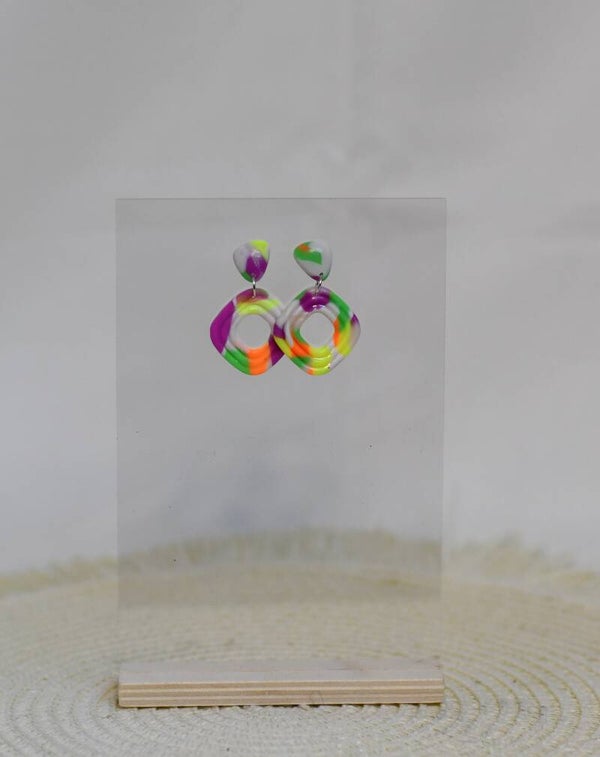Marie 🔥 Handgemaakte Neon Oorbellen – Kleurrijk & Uniek