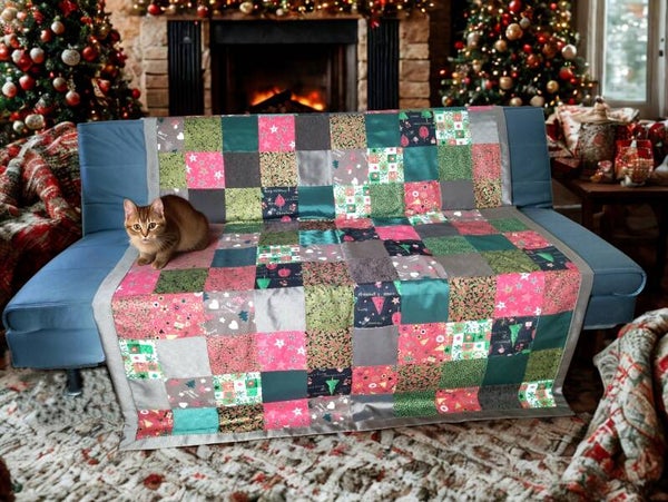 Luxurious Table Cloth, Celebrations of Christmas