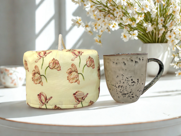 Romantic Dutch Tulips One-Cup Mug Warmer