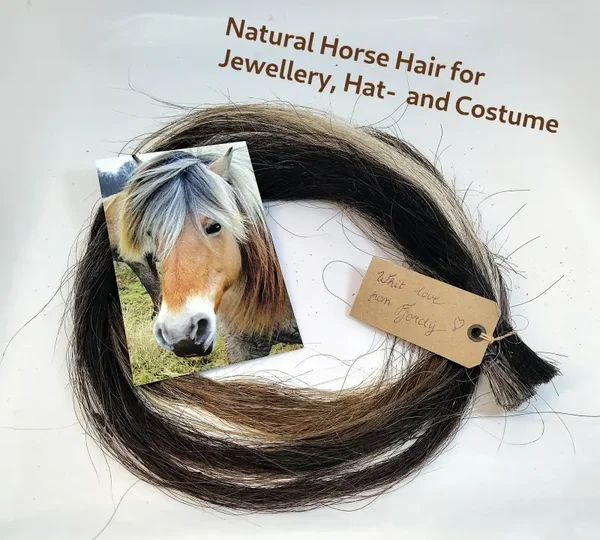 Natural Horsehair Bundles (Tailes) three Bundels - Limited Edition!