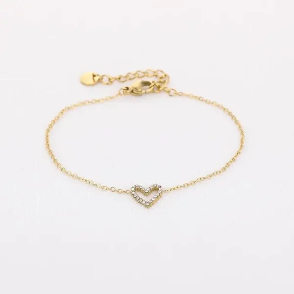 Armband goudkleurig met hartje