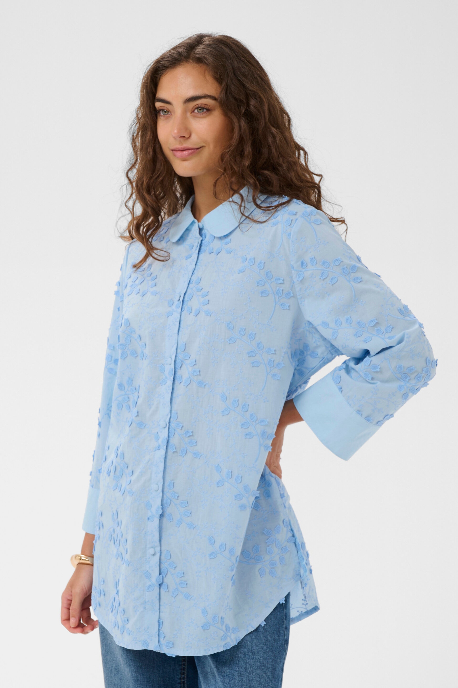 Culture - Floral Embordered Lace Blouse - Powder Blue