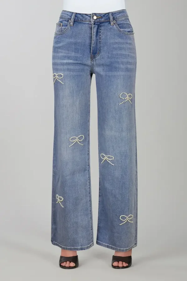 TRICOTTO - Trendy Wide Leg Jeans with Front Pearl Detail - Light Blue