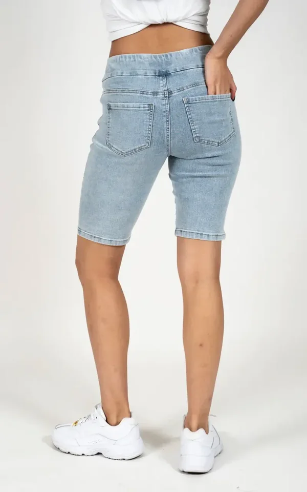 GG Jeans - Mid-Rise Pull-On Denim Short - Light Blue
