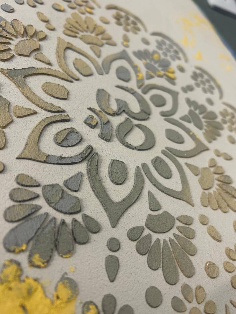 Artistic plastering finishes