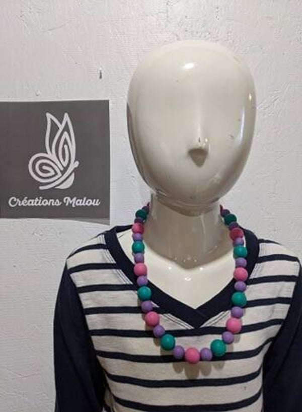 collier sensoriel vieux rose, vieux mauve, turquoise fonce