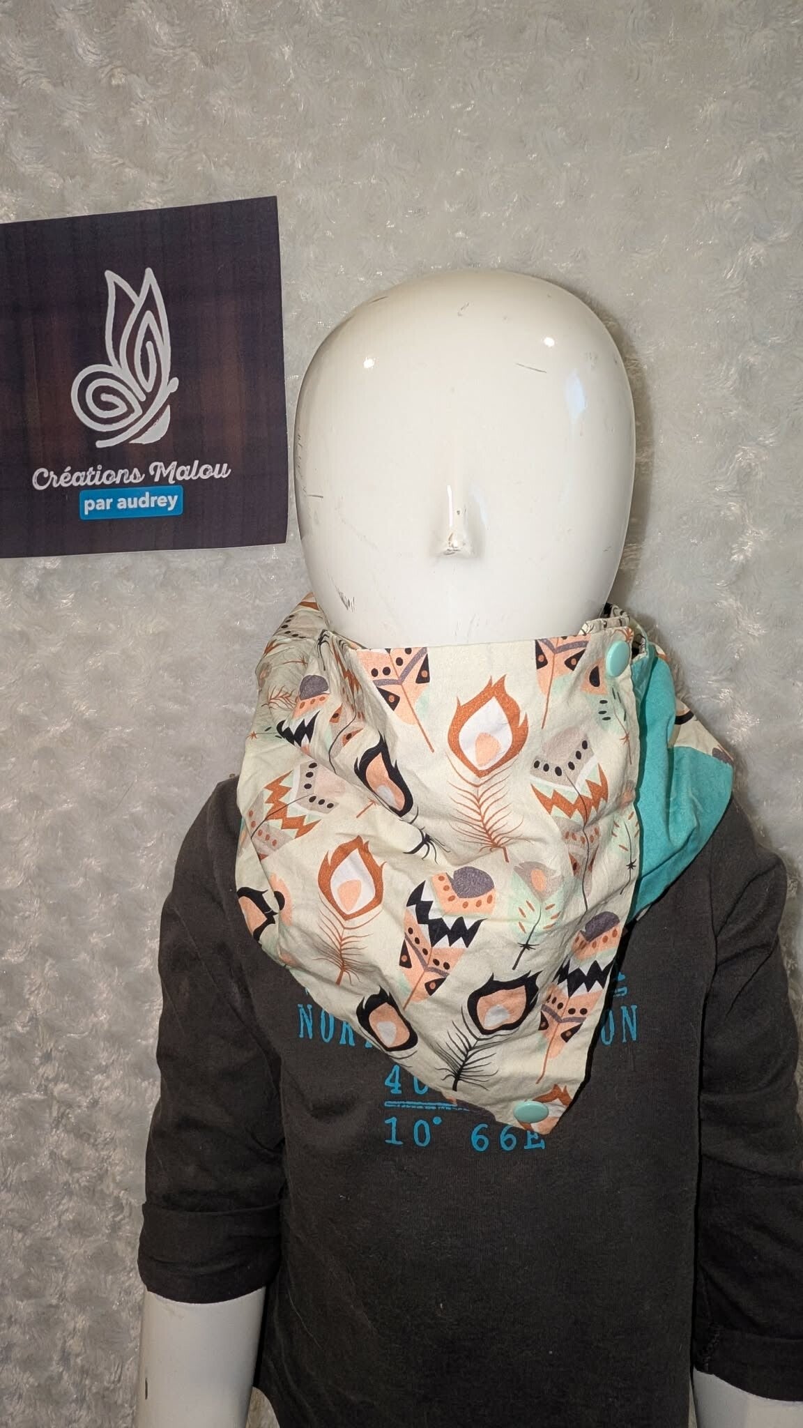 foulard presque grand ( 5-9 ans )