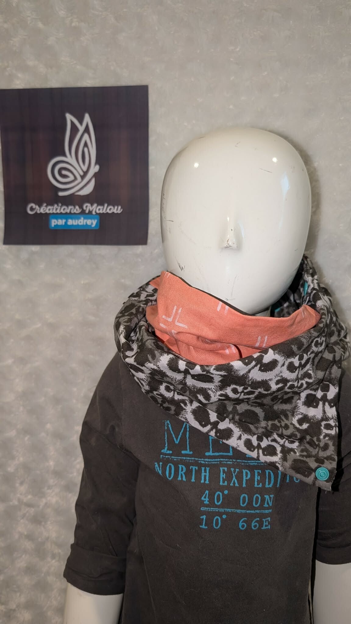 foulard presque grand ( 5-9 ans )