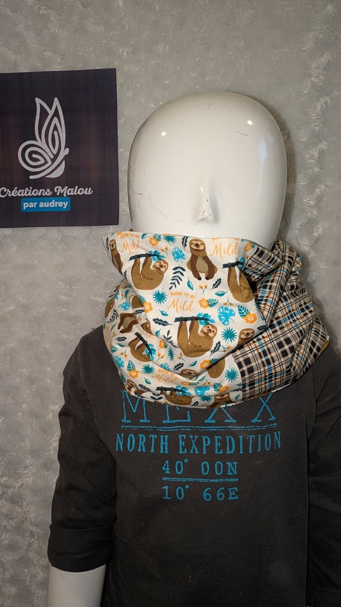 foulard presque grand ( 5-9 ans )