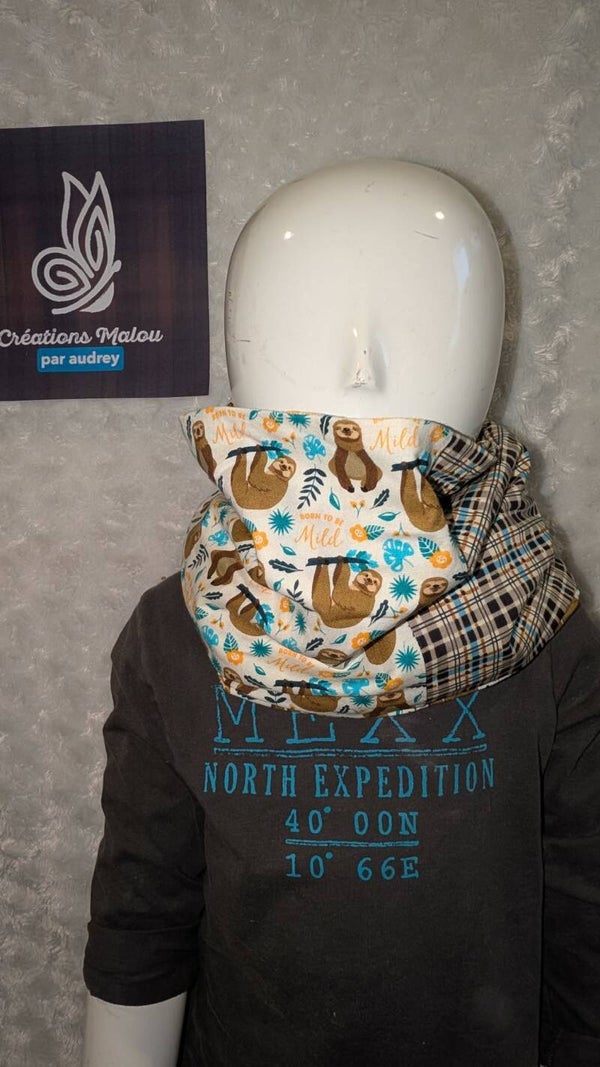 foulard presque grand ( 5-9 ans )