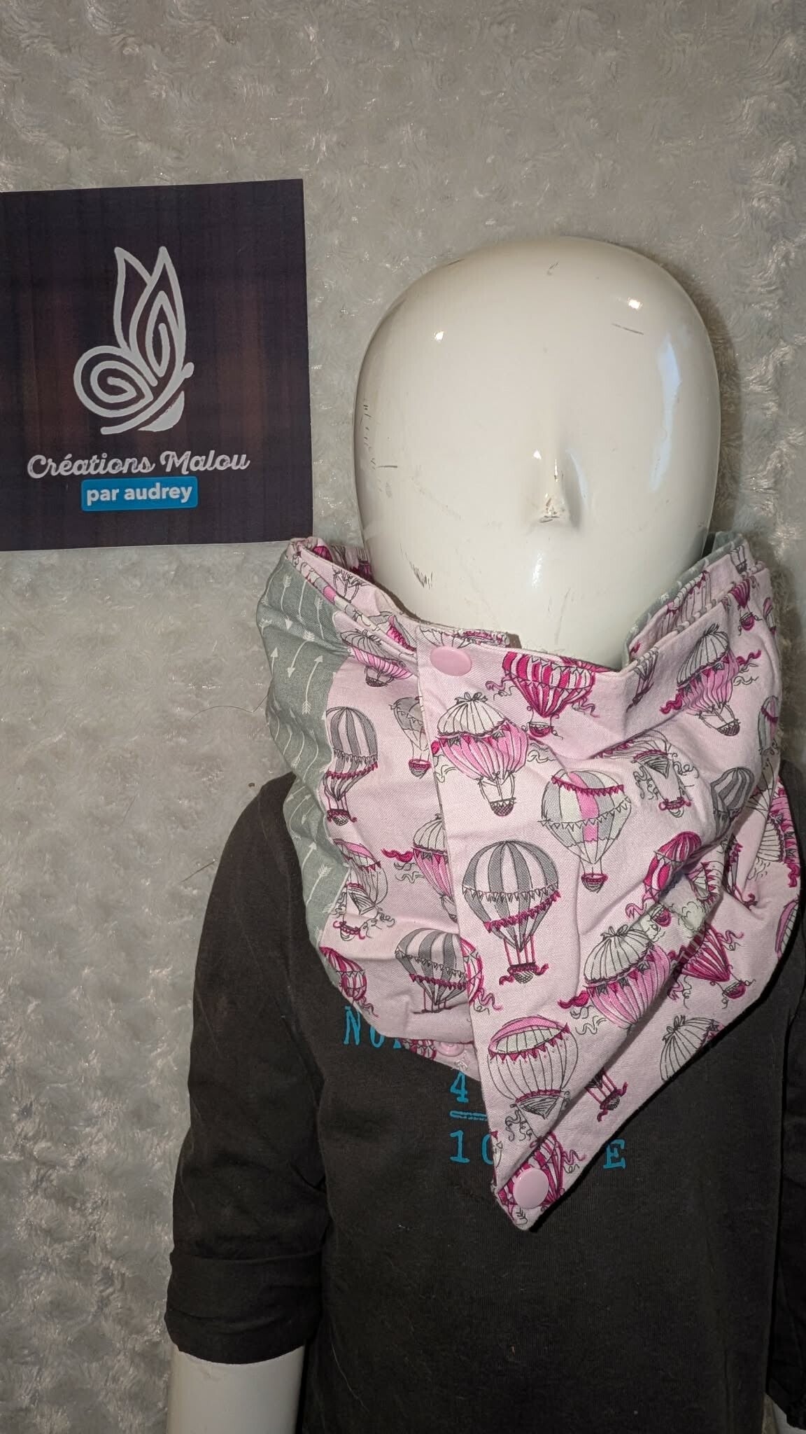 foulard presque grand ( 5-9 ans )