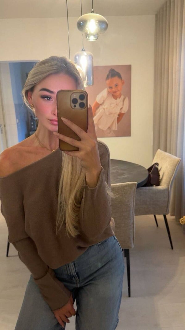 Off-Shoulder Knit Top