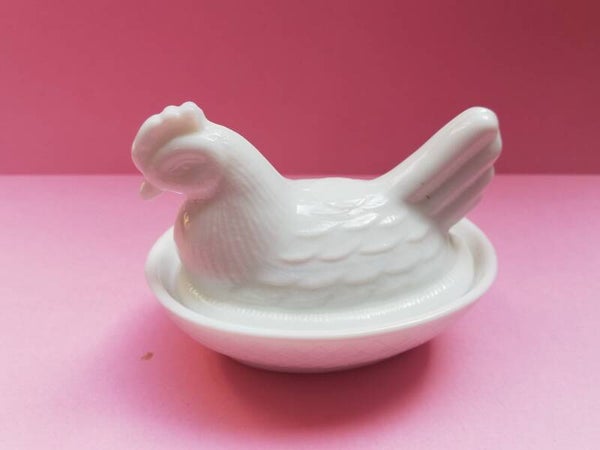 Kippetje van wit glas