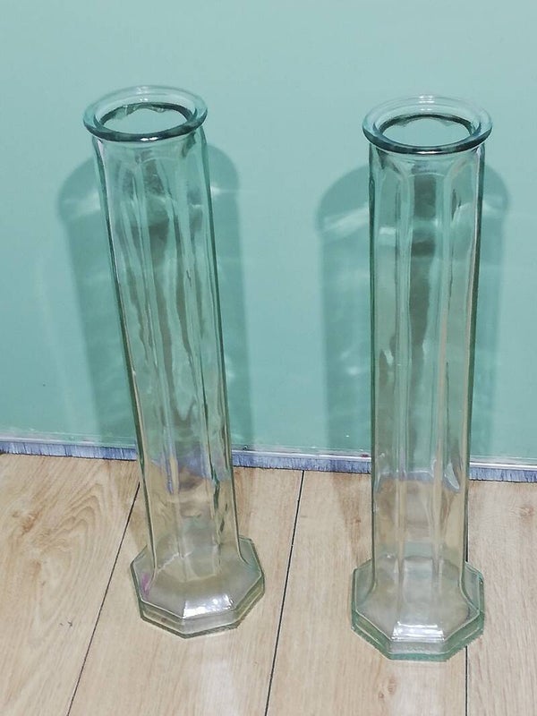 2 Grote Glazen Vazen